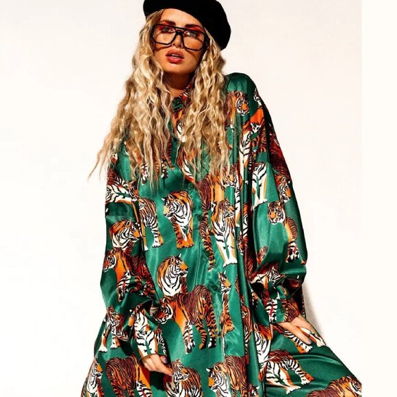 Dressed in LALA Green Tiger Print Tunic - Picture 6 of 7